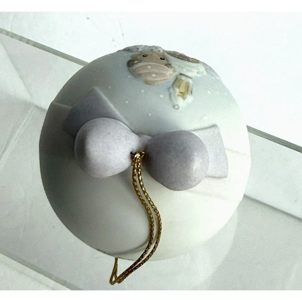 Precious Moments Peace on Earth 1989 Christmas Ornament Ball Xmas with Stand